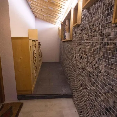 In - Zentralslowenien 43927 *